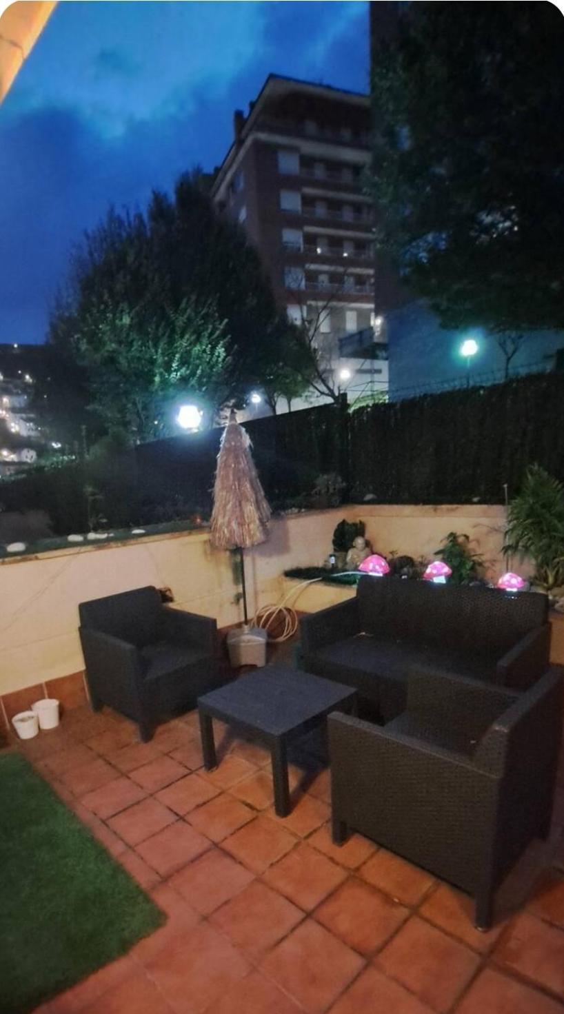 Habitacion Con Salida Directa A Terraza Chill Out Bilbao Exterior photo